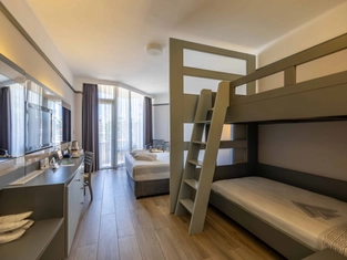 Ranzalı Aile Odası