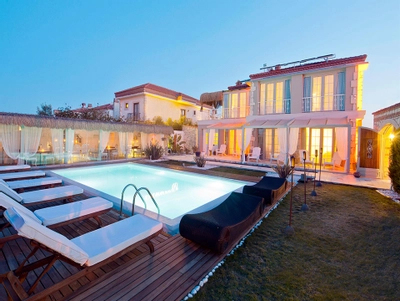 Sade Alaçatı Butik Otel