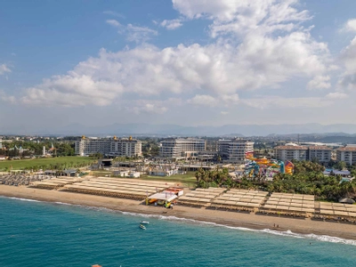 Seaden De Mar Resort & Spa