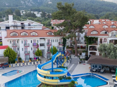 Sunshine Holiday Resort
