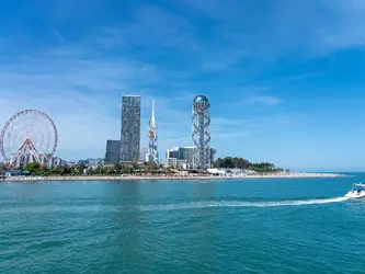 İzmir Çıkışlı Karadeniz Rüyası ve Batum Turu 5 Gece Otel Konaklaması (Batum Turu Dahil)