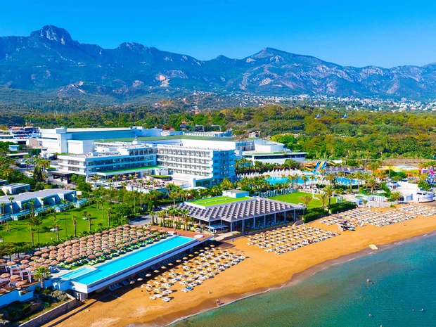 Acapulco Resort Convention Spa Hotel