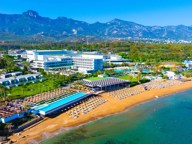 Acapulco Resort Convention Spa Hotel