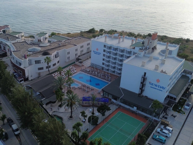 Ada Newday Resort Hotel