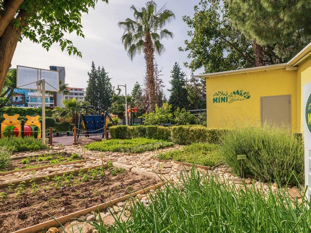 Adin Resort Hotel