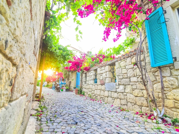 Alaçatı Asmalı Konak Otel