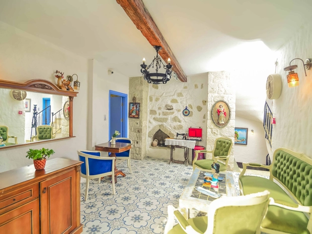 Alaçatı Asmalı Konak Otel