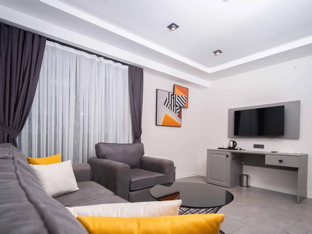 Alion Hotel