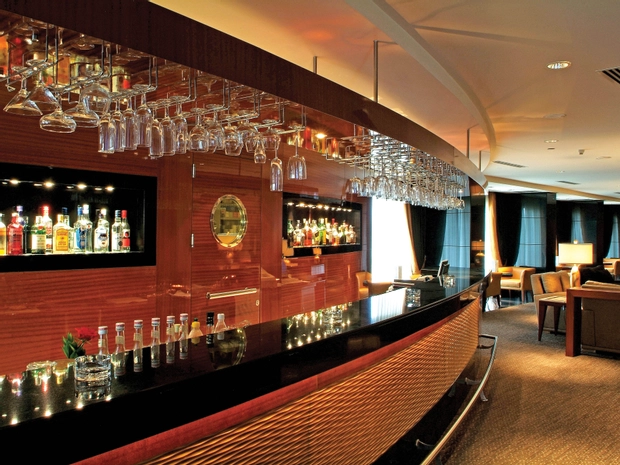 Lobby Bar