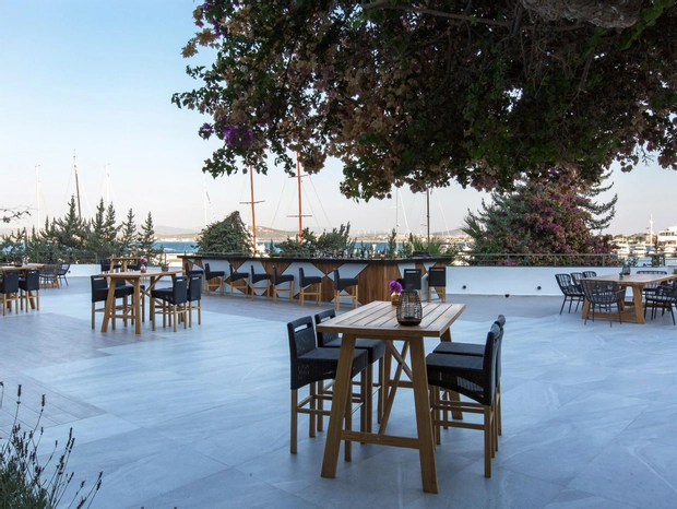 Baküs Luna Lounge