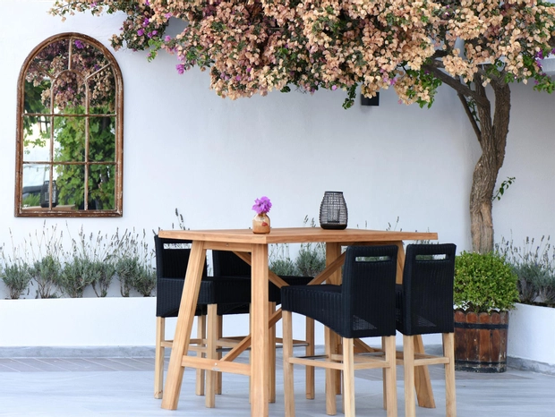 Baküs Luna Lounge