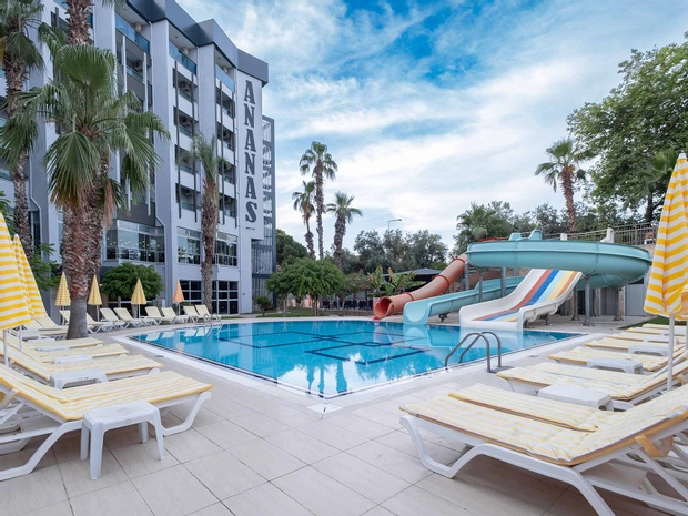 Ananas Hotel