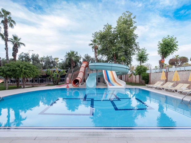 Ananas Hotel