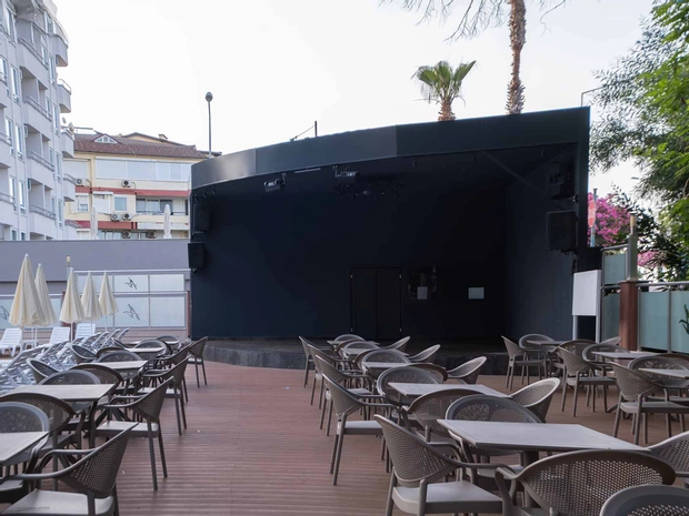 Ananas Hotel