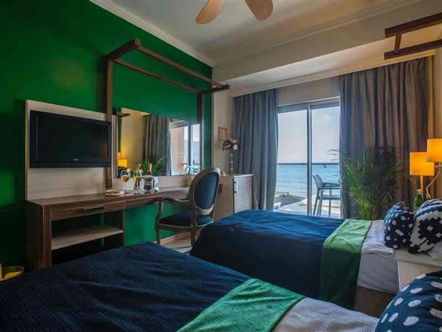 Standart Deniz Manzaralı Oda