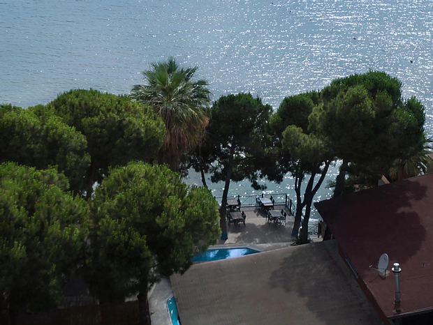 Arora Beach Club