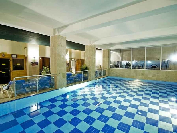 Kapalı Havuz