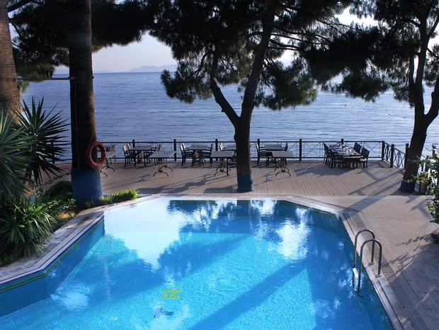 Arora Beach Club