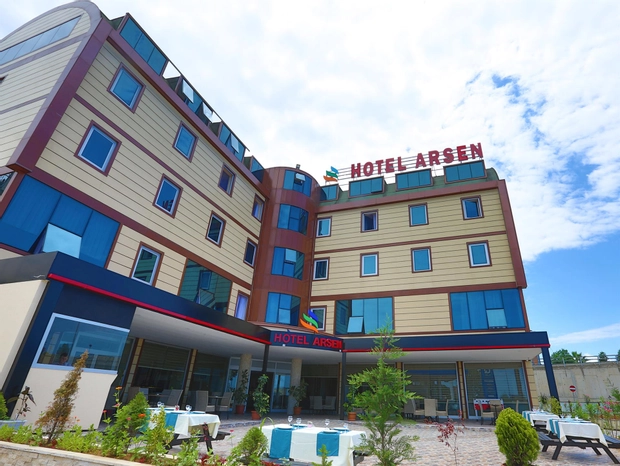 Arsen Hotel