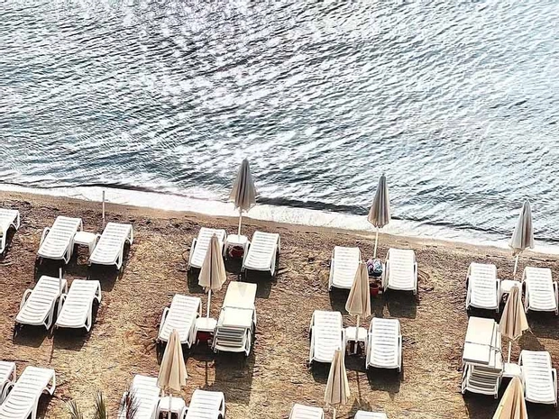 Aurasia Beach Hotel