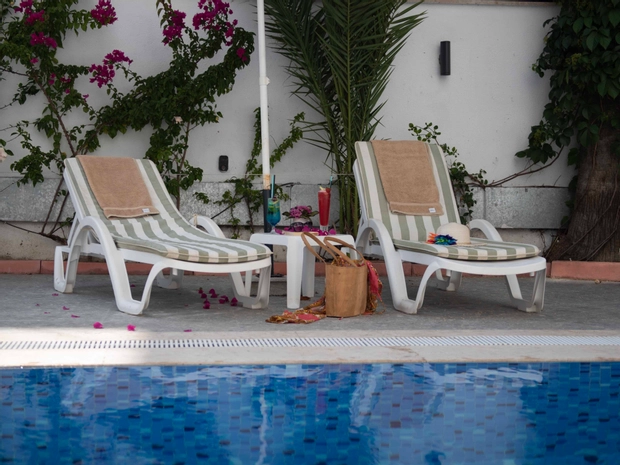 Aurasia Beach Hotel