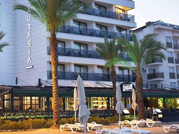 Aurasia Beach Hotel