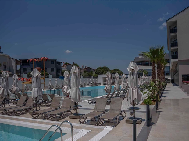 Avia Resort & Spa