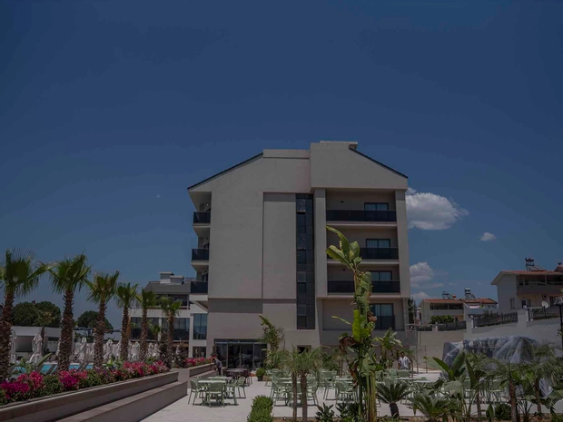 Avia Resort & Spa