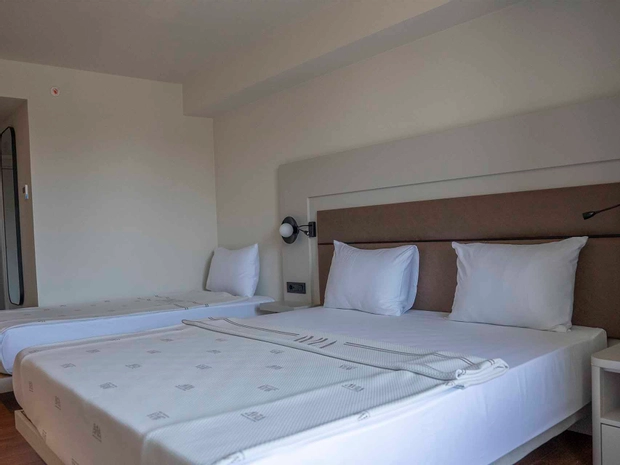 Avia Resort & Spa