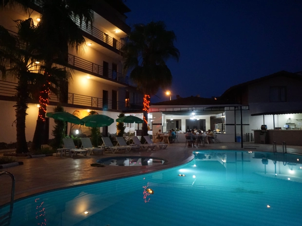 Plaj & Havuz