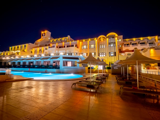 Azka Hotel