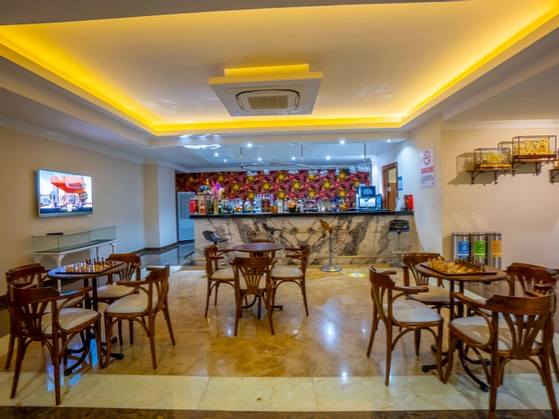 Lobby Bar