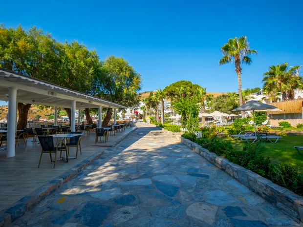 Azka Hotel