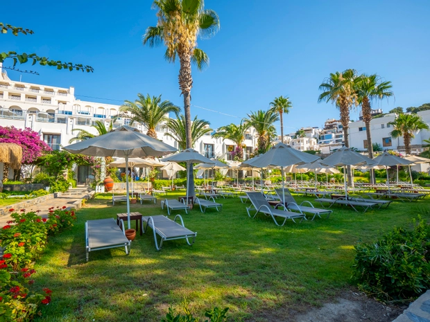 Azka Hotel