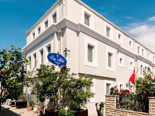 Bay Nihat Lale Otel