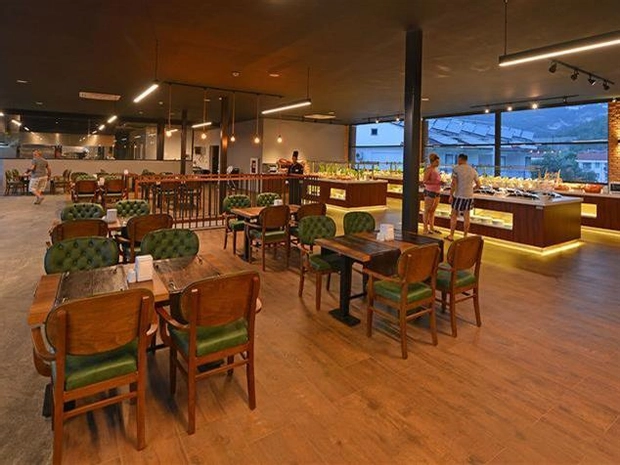 Kapalı Restaurant