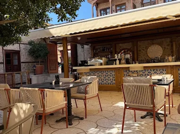 Belmondo Suites Old Town