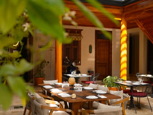 Belmondo Suites Old Town