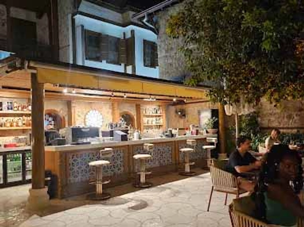 Belmondo Suites Old Town