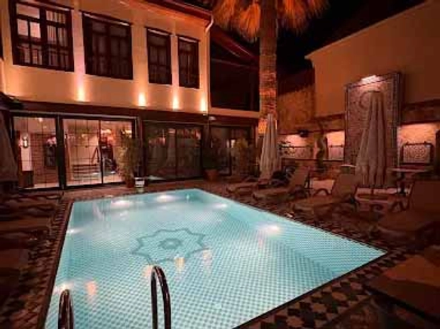 Belmondo Suites Old Town