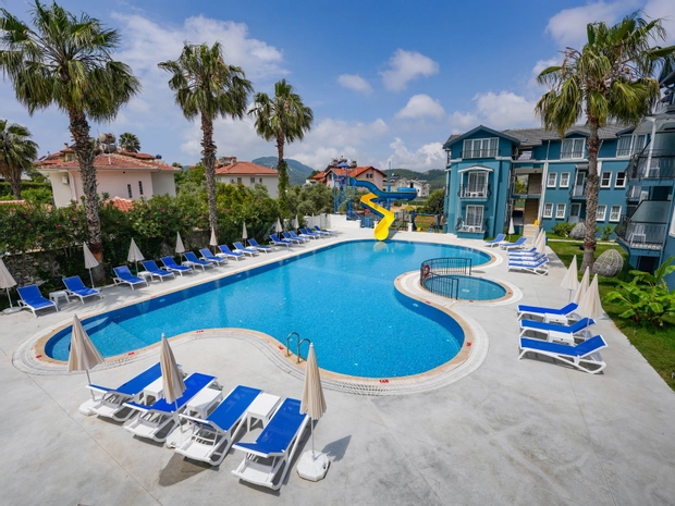 Blue Pearl Hotel & Villas