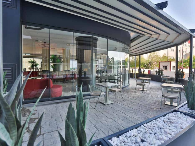 Caddem inn Hotel