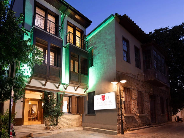 Castle Old Town Hotel