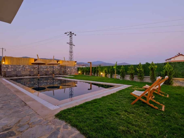 Ciello Suites Hotel