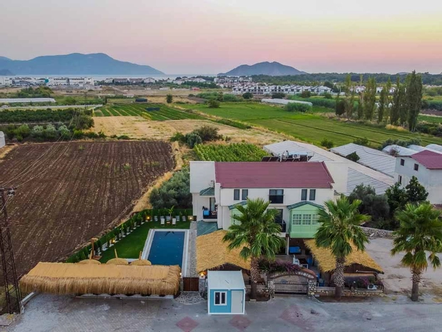Ciello Suites Hotel