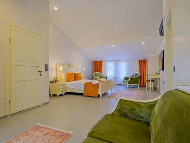 Ciello Suites Hotel