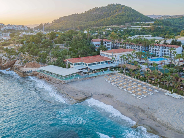 Club Tropical Beach & Spa