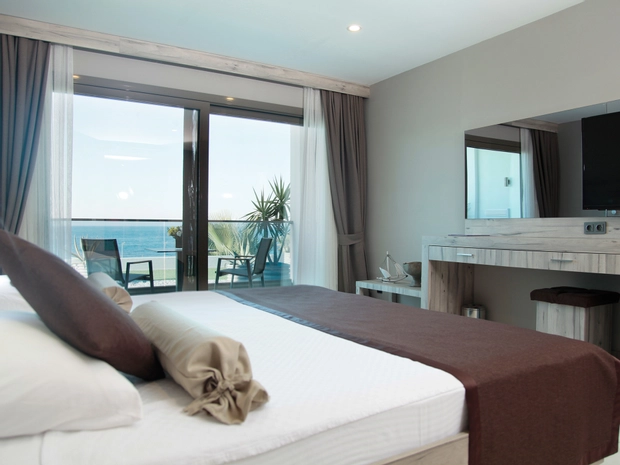 Premium Deniz Manzaralı Oda