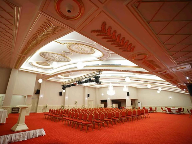 Konferans Salonu