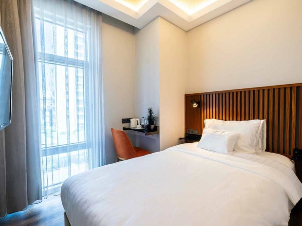 Discovery Hotel